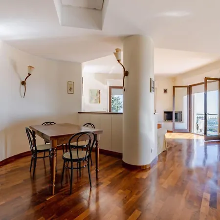 L22 Casa Belvedere Lejlighed