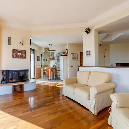 L22 Casa Belvedere Marcelli
